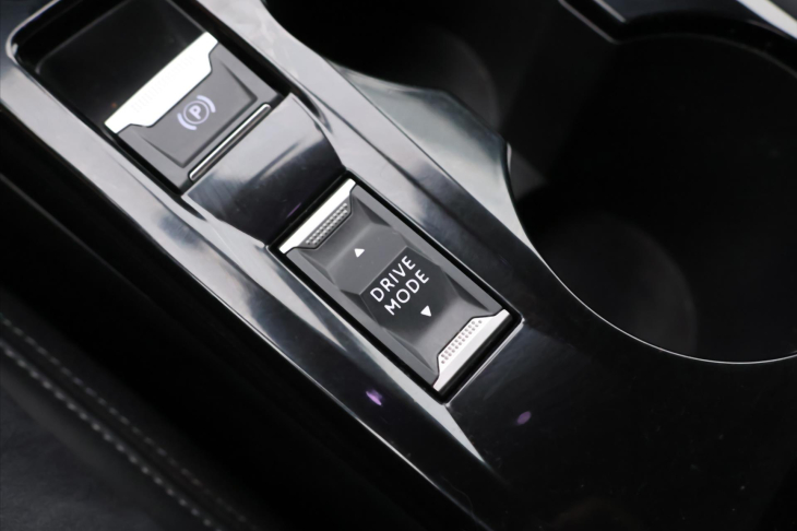 Peugeot 2008 1,2 PT114kW CZ GT-line
