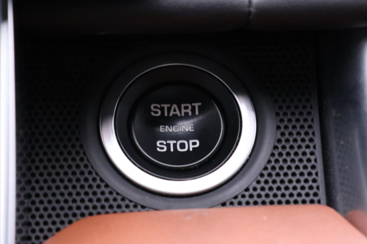 Land Rover Range Rover 5,0 S/C SVR V8 405kW L494 Nav.