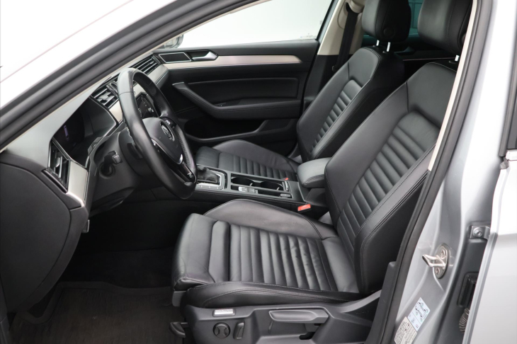 Volkswagen Passat 2,0 TSI 162kW 4Motion DSG Alltrack