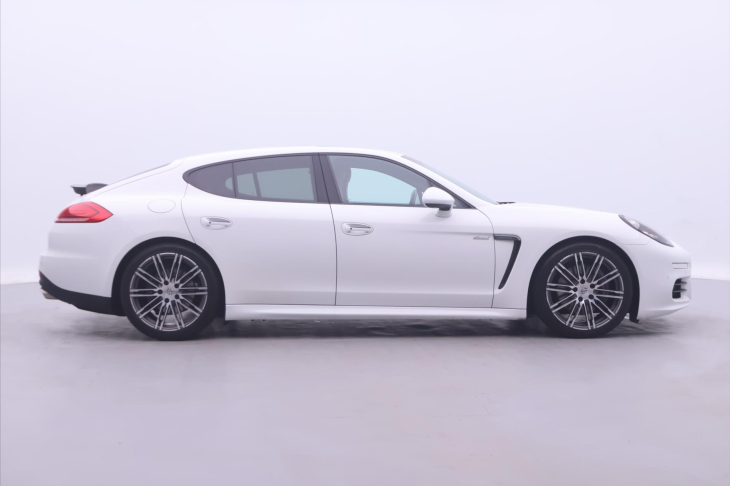 Porsche Panamera 3,0 V6 221kW Turbodiesel