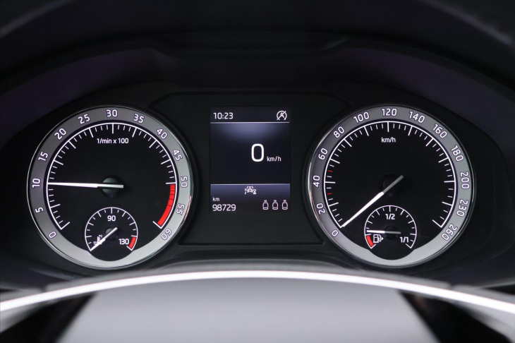 Škoda Karoq 2,0 TDI 85kW Style CZ DPH