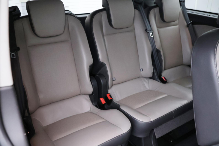 Ford Tourneo Custom 2,0 TDCI 125kW Titanium CZ DPH