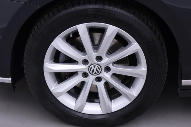 Volkswagen Passat 2,0 TDI 110kW DSG Elegance