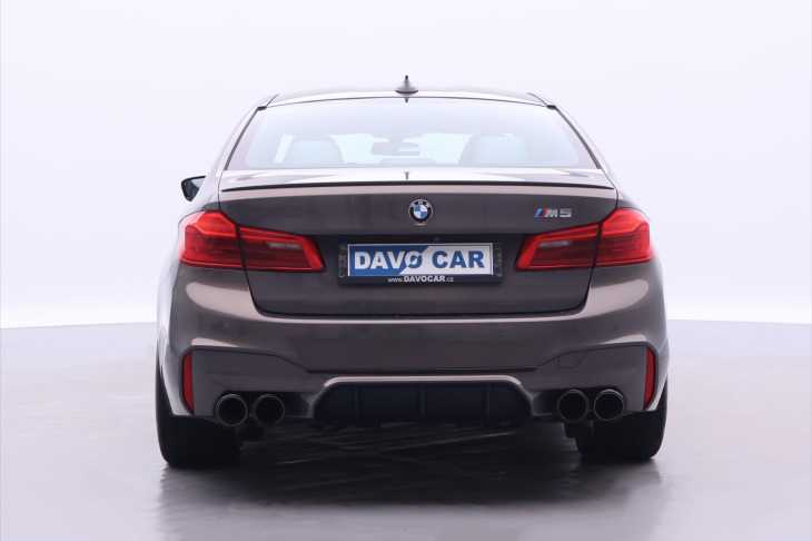 BMW M5 4,4 V8 441kW xDrive Individual DPH CZ