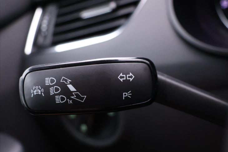 Škoda Octavia 2,0 TSI 162kW DSG Navi RS CZ