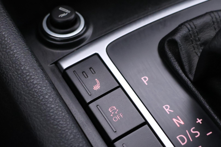 Volkswagen Amarok 3,0 TDI V6 Highline DPH Navi