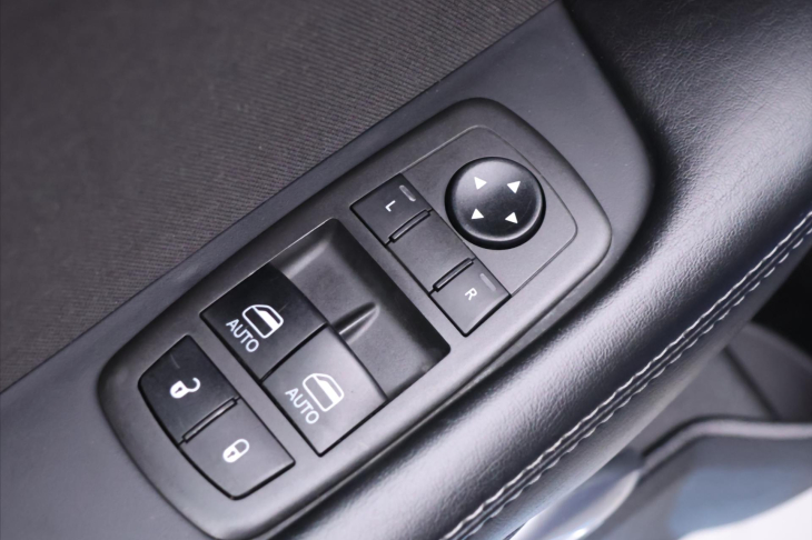 Dodge Challenger 3,6 V6 227kW Automat SXT