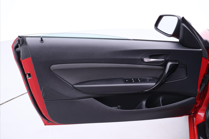BMW Řada 2 2,0 220i 135kW Aut. Sport Line