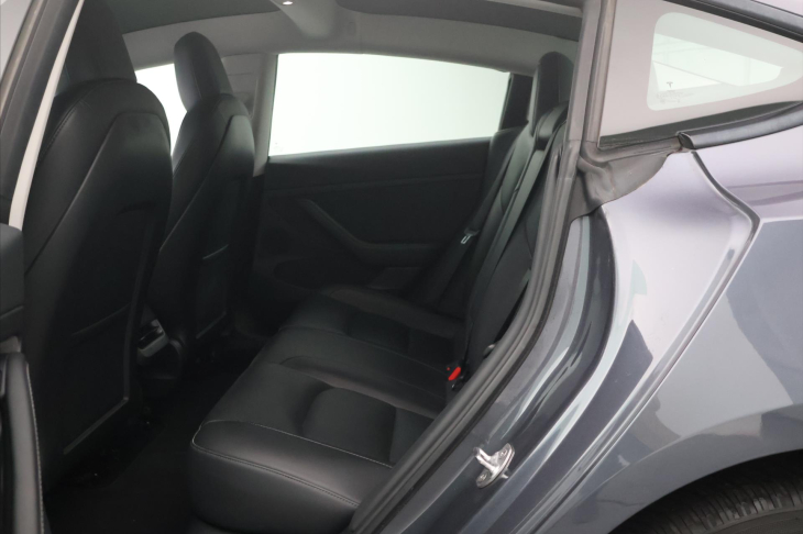 Tesla Model 3 Long Range AWD sOH 89,3% DPH