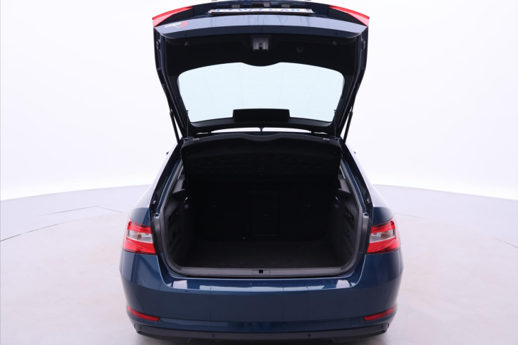 Škoda Superb 2,0 TDI 147kW Style 4x4 DSG CZ DPH