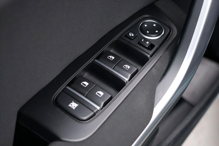 Kia Ceed SW 1,5 T-GDI 117kW GT-Line CZ DPH
