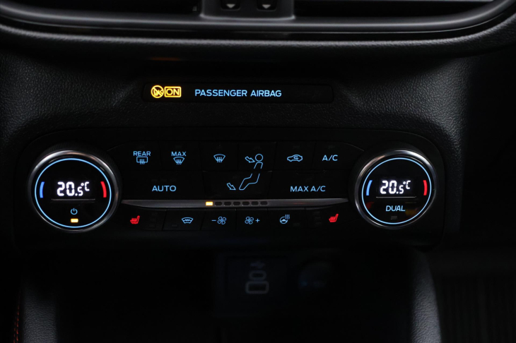 Ford Kuga 2,5 DT 112kW Hybrid CZ LED 4X4