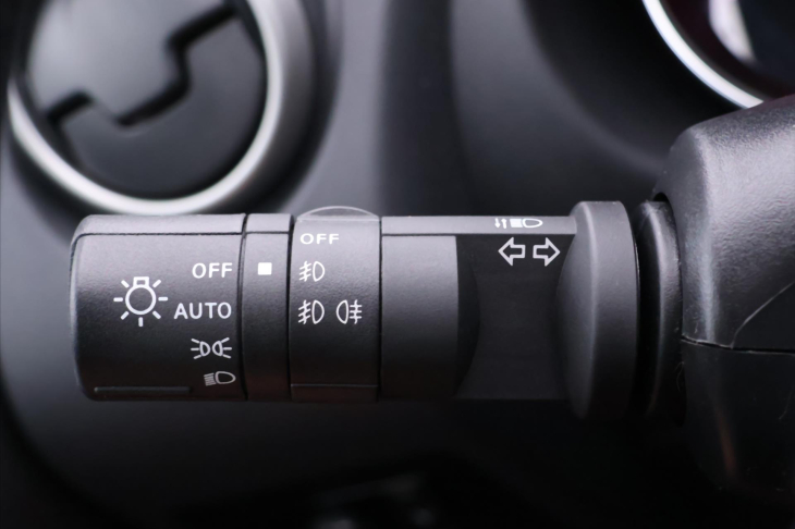 Nissan Qashqai 2,0 i 104kW Aut. Tekna Webasto