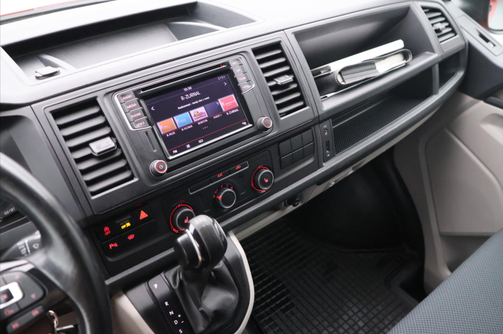 Volkswagen Transporter 2,0 TDI DSG Long Dílna CZ DPH