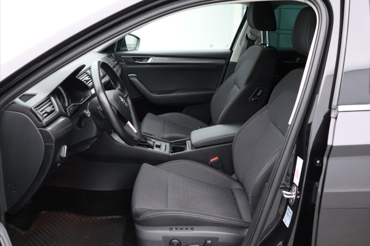 Škoda Superb 2,0 TDI 140kW DSG Style LED