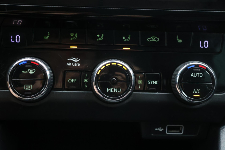 Škoda Octavia 2,0 TDI 110kW DSG Style Virtual