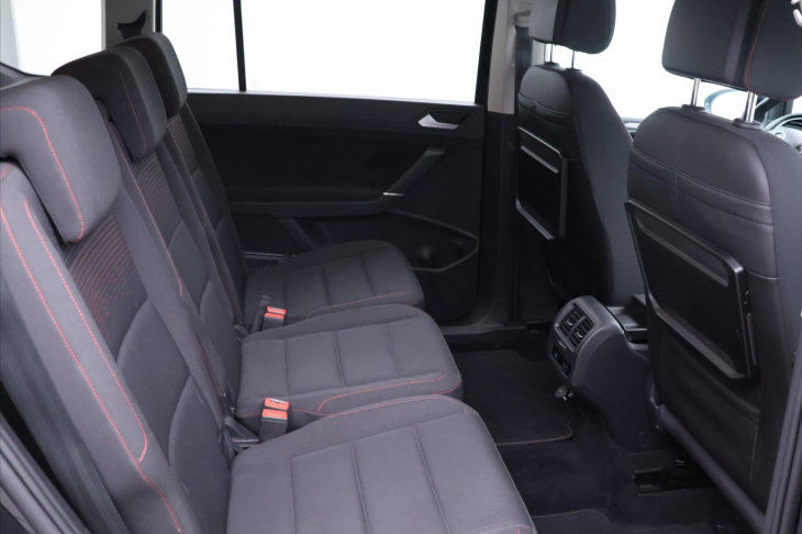 Volkswagen Touran 2,0 TDI 110kW Sound LED DPH