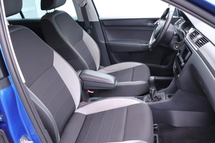 Škoda Rapid 1,6 TDI 85kW Aut.klima