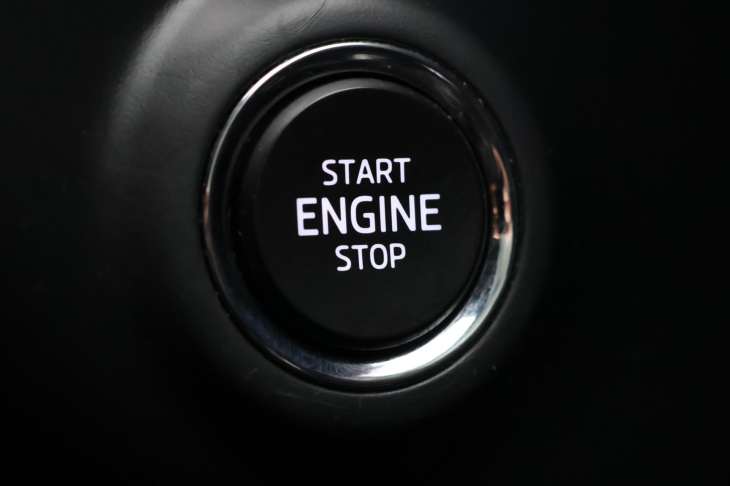 Škoda Superb 2,0 TDI DSG 4x4 Sportline DPH