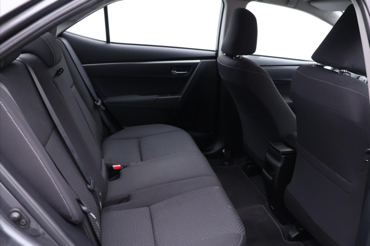 Toyota Corolla 1,6 VVT-i 97 kW CZ Ser.kniha