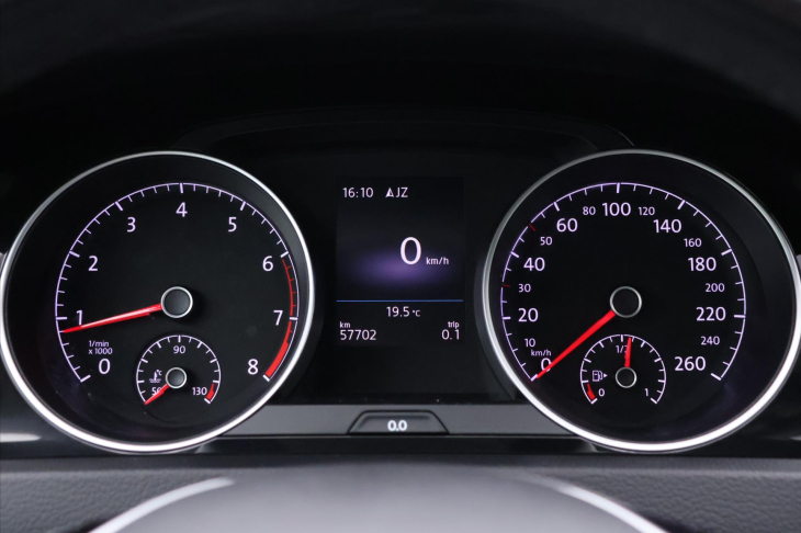 Volkswagen Golf 1,4 TSI 92kW Highline LED 1.Maj