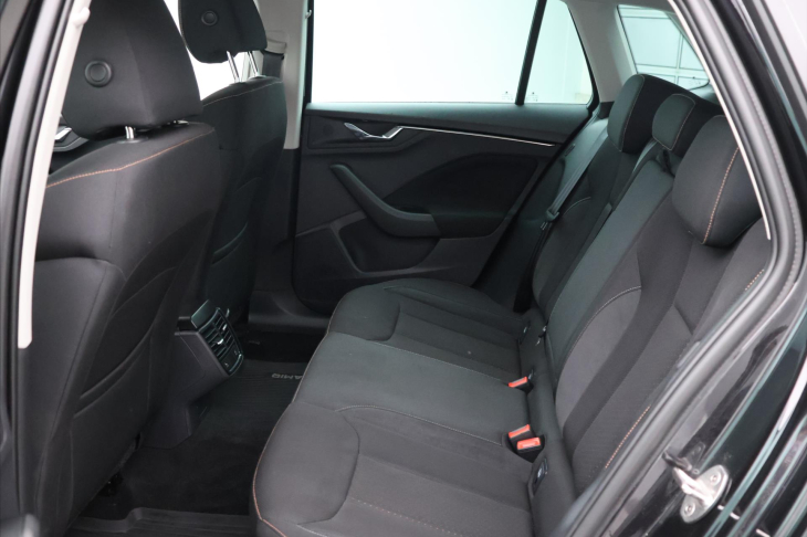 Škoda Kamiq 1,5 TSI 110kW DSG Scout DPH