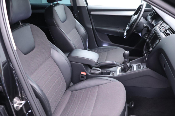 Škoda Octavia 2,0 TDI 110kW Navi Xenon