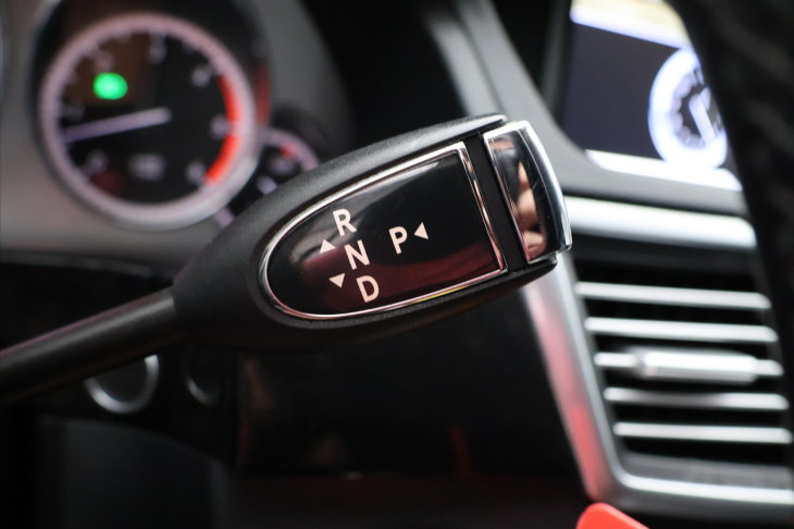 Mercedes-Benz Třídy E 3,0 350CDI 170kW CZ Avantgarde