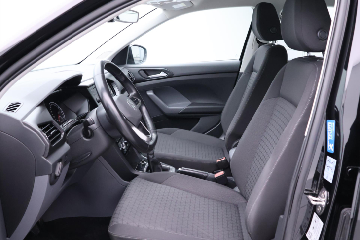 Volkswagen T-Cross 1,0 TSI 70kW CZ Life 1.Maj.