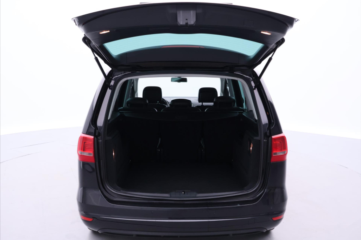 Volkswagen Sharan 2,0 TDI 130kW DSG Highline Xenon