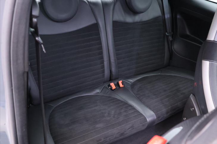 Abarth 500 1,4 T 132kW 595 Competizione