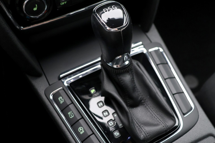 Škoda Superb 2,0 TDI 125kW DSG Navi Xenon