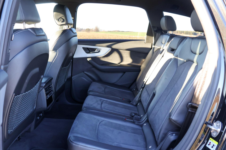 Audi Q7 3,0 TDI quattro tiptronic S line