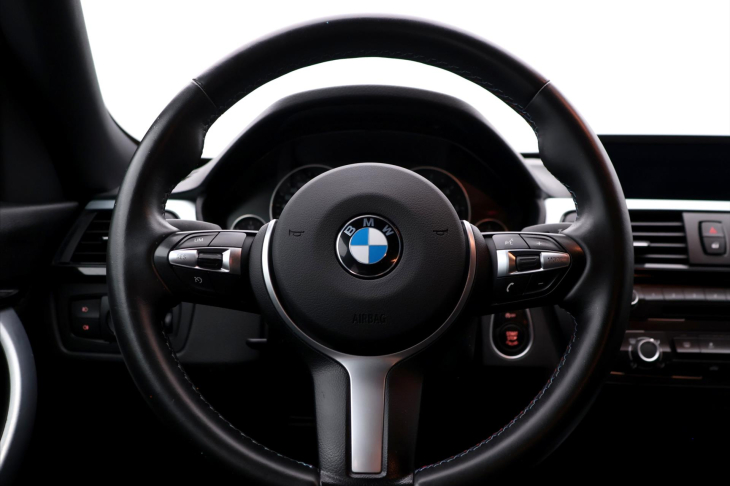 BMW Řada 3 2,0 318d 100kW GT M-Sport