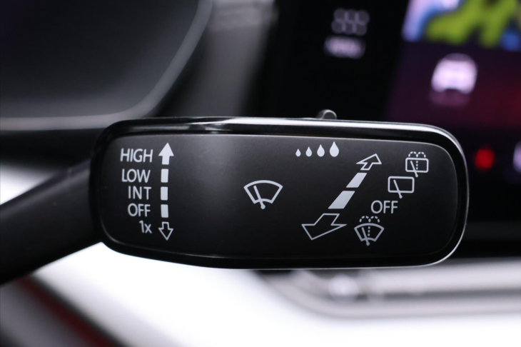 Škoda Octavia 2,0 TDI 110kW DSG Matrix DPH