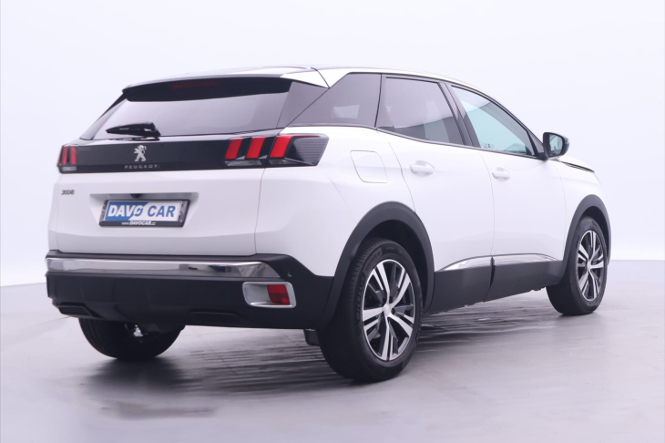 Peugeot 3008 1.2 PT 96kW Aut. Allure CZ