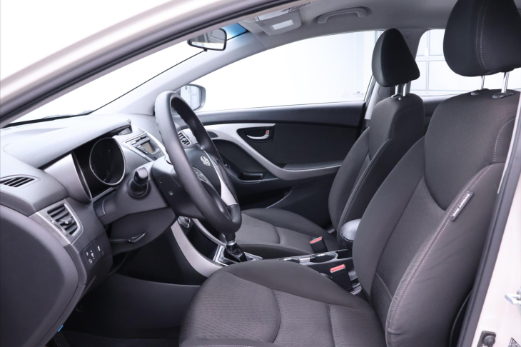 Hyundai Elantra 1,6 GDI 97kW Style 1Maj CZ