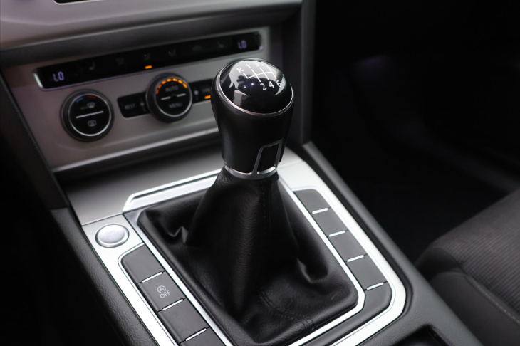 Volkswagen Passat 2,0 TDI 110kW Comfortline Navi