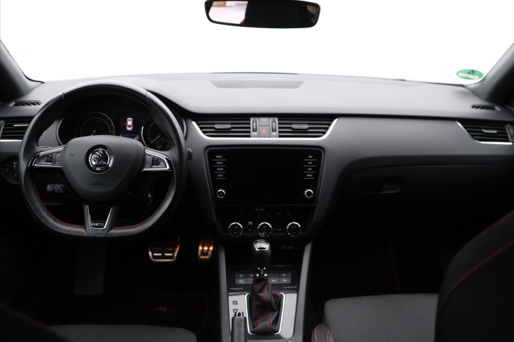 Škoda Octavia 2,0 TDI 135kW RS DSG 1.Maj.