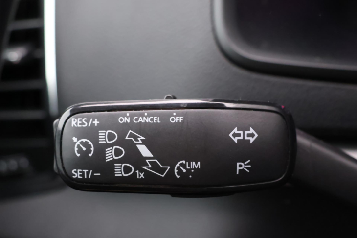 Škoda Karoq 2,0 TDI 110kW 4x4 CZ LED 2.Maj