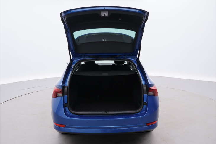 Škoda Octavia 2,0 TDI 110kW DSG Matrix DPH
