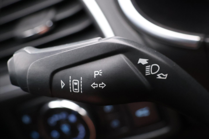Ford S-MAX 2,0 TDCi Aut. Titanium 7-Míst