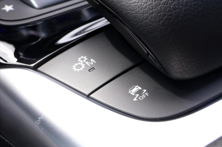 Mercedes-Benz Třídy A 2,0 45 S AMG 4Matic+ 310kW DPH