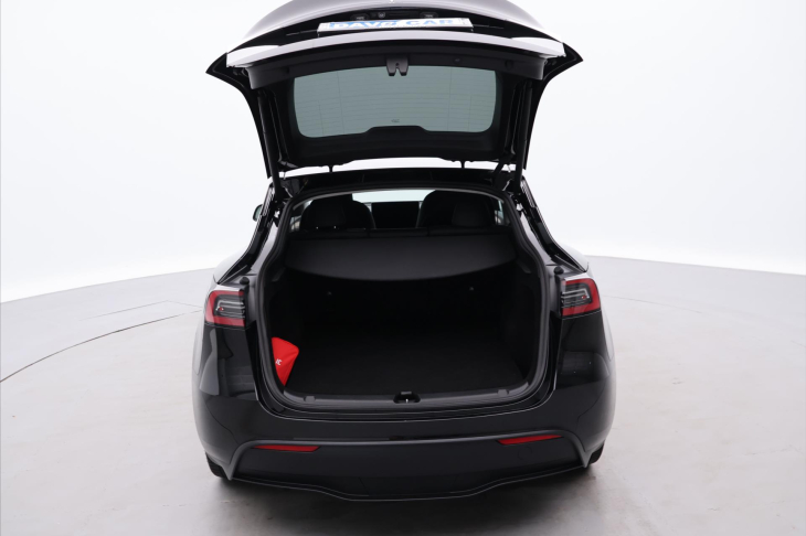Tesla Model Y Long Range AWD CZ SoH 92%