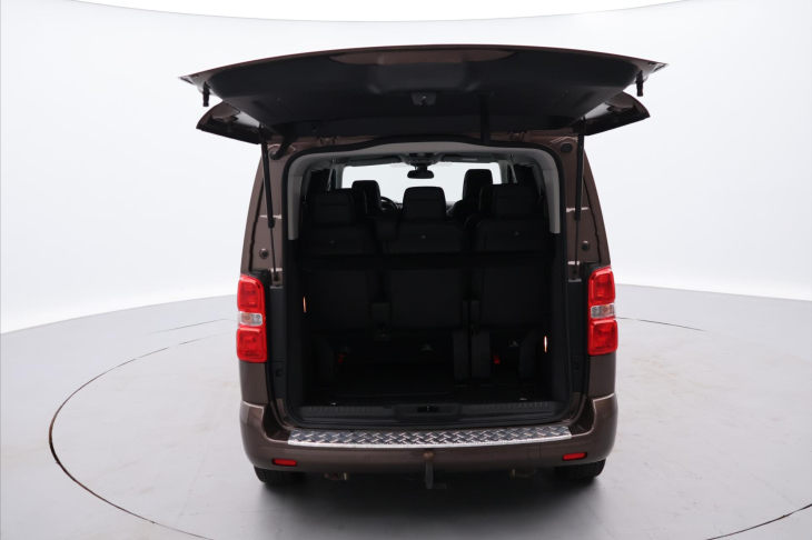 Citroën SpaceTourer 2,0 HDI 130kW Shine CZ DPH