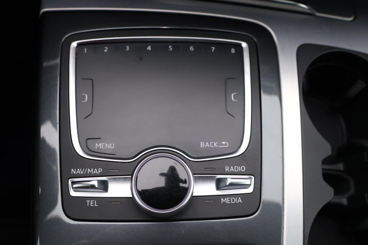 Audi Q7 3,0 TDI 200kW quattro 1.Maj.