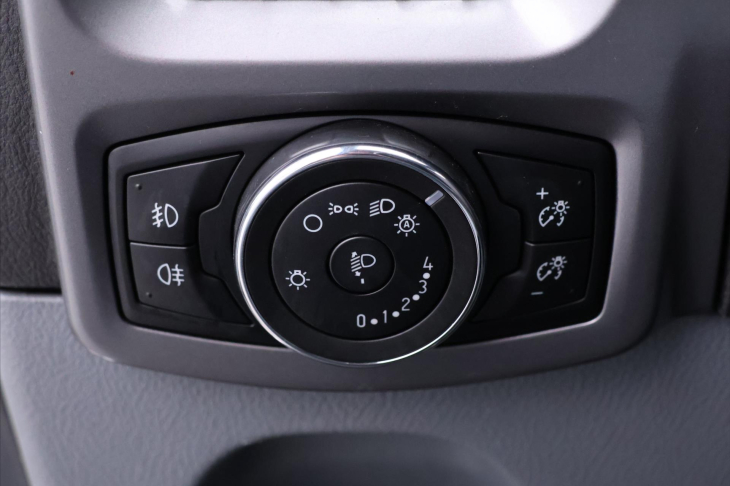 Ford Transit Custom 2,0 TDCi 96kW Navi 9-Míst L2