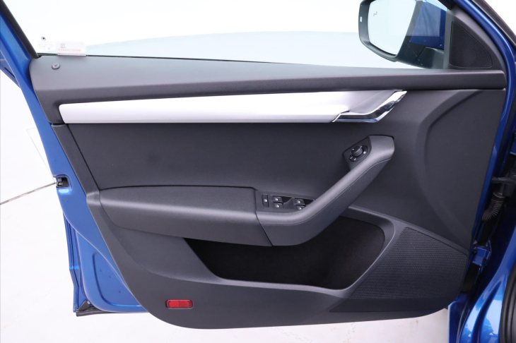 Škoda Octavia 1,5 TGi 96kW DSG CZ Kessy