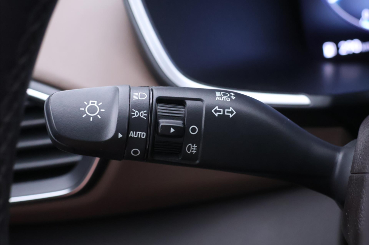 Hyundai Santa Fe 2,2 CRDI 142kW 4WD DCT Style