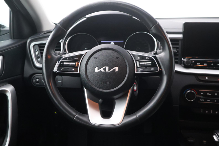 Kia Ceed SW 1,5 T-GDI 118kW TOP DCT CZ